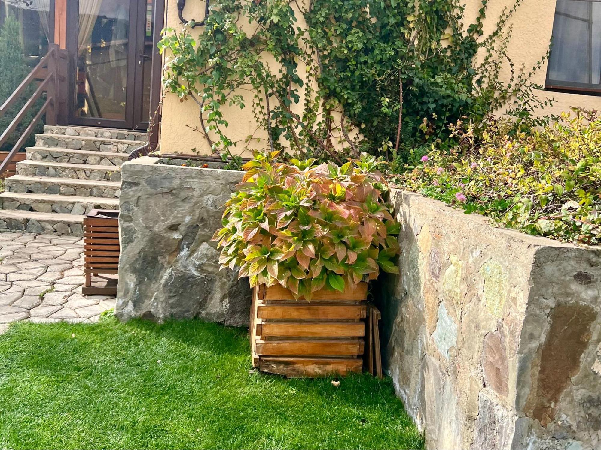 Dilivita Rest House Dilijan Exterior photo